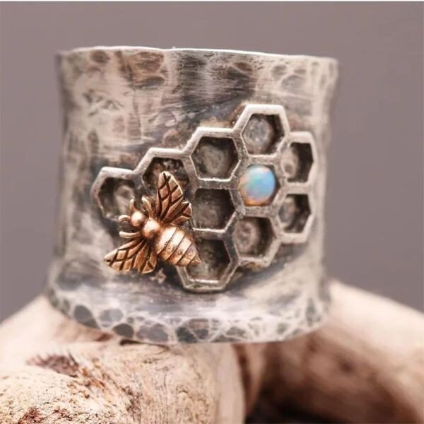 Sterling Silver Bee geometric vintage ring