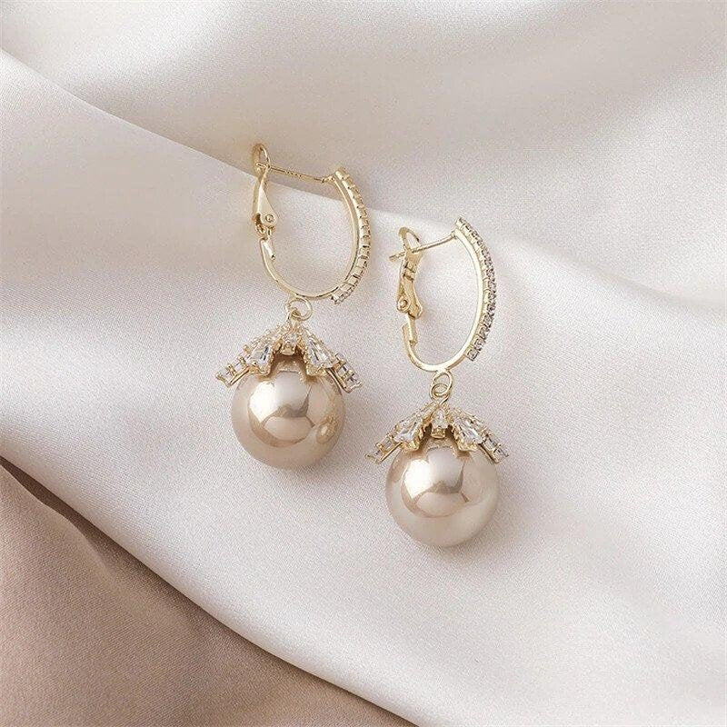 Malia Pearl Drop Earrings