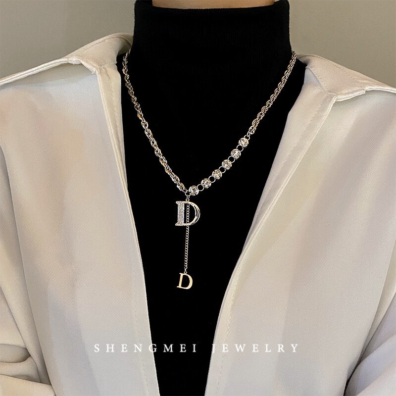 (🎅Early Christmas Sale - Save 49.99% OFF🎁) Letter D alloy light luxury fashion sweater necklace