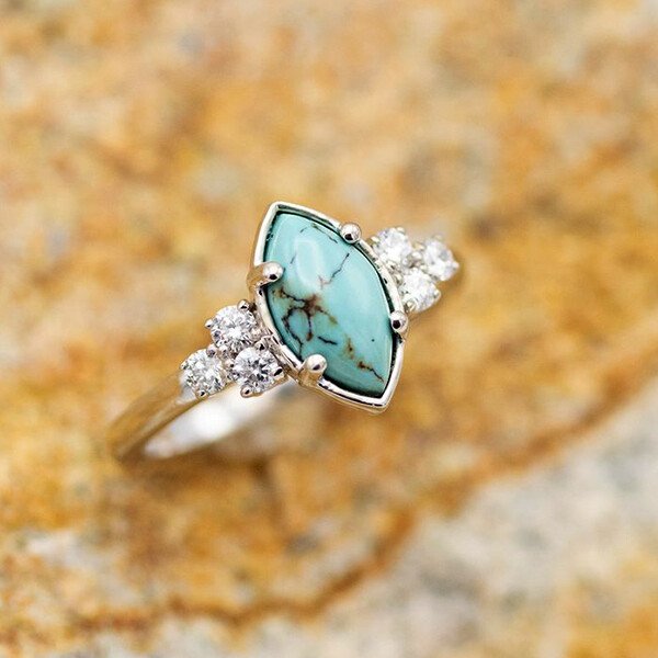 Cut Turquoise Diamond Decoration Set Ring