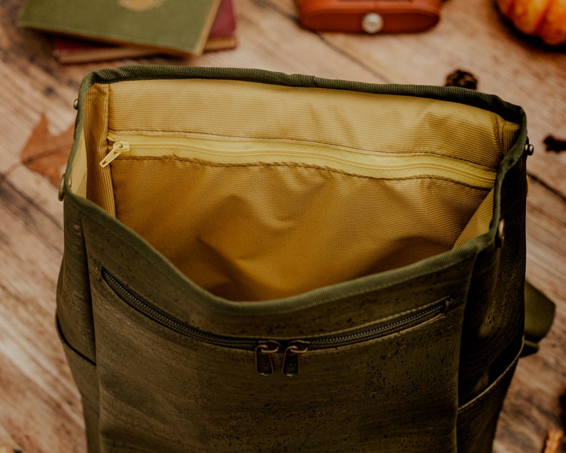 SPRING SALE 45% OFF - Green Cork Leather Leaf Backpack