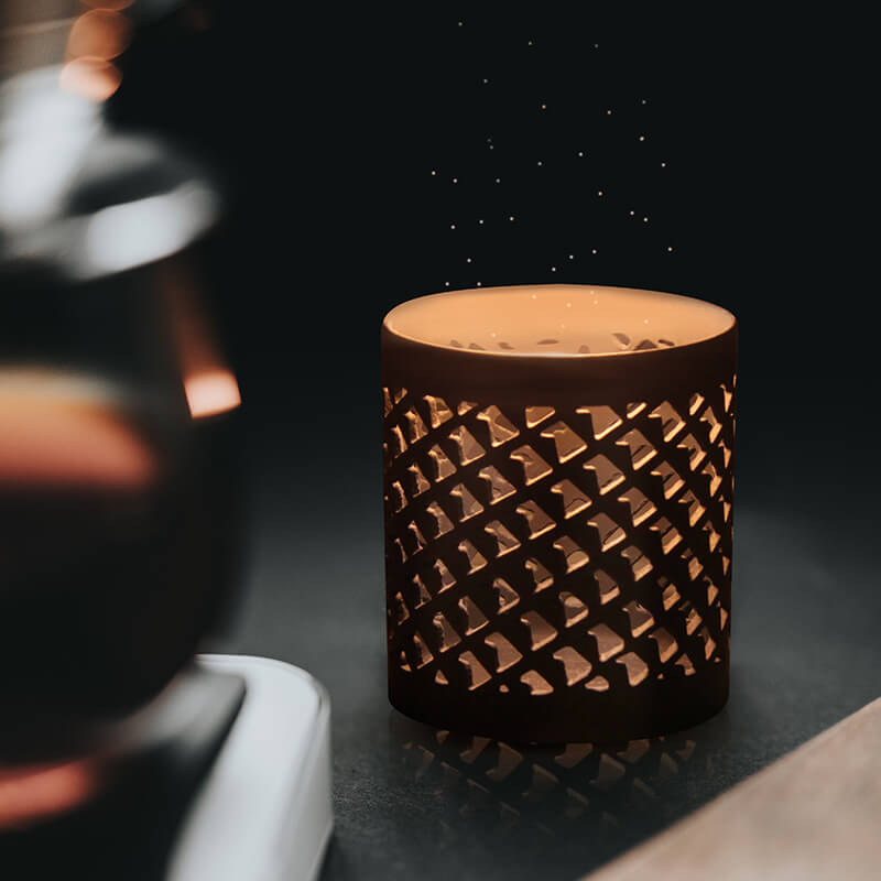 Black Hollowed-out Candle Holder for Home Furnishings