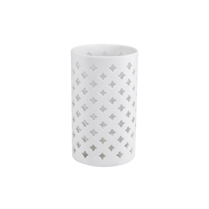 Star Shape Hollowed-out Candle Holder for Home Furnishings