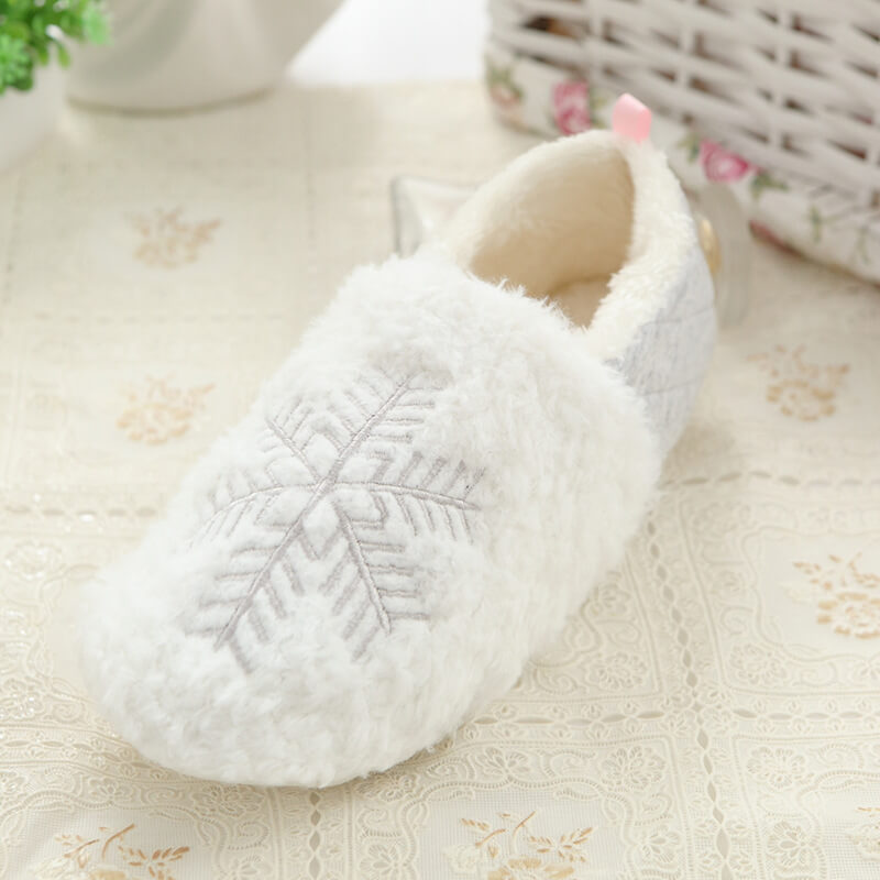 Winter Warm Christmas Snowflake Fuzzy Slippers Outdoor Indoor Slippers