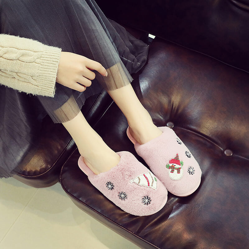 Plush Cute Ladies Christmas Slippers for New Year Holiday Gifts