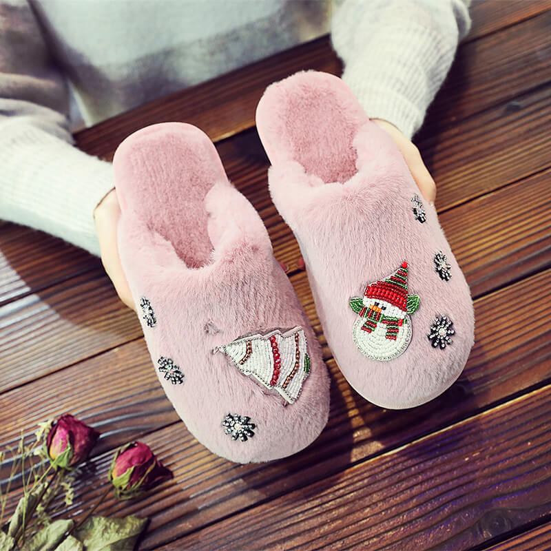 Plush Cute Ladies Christmas Slippers for New Year Holiday Gifts