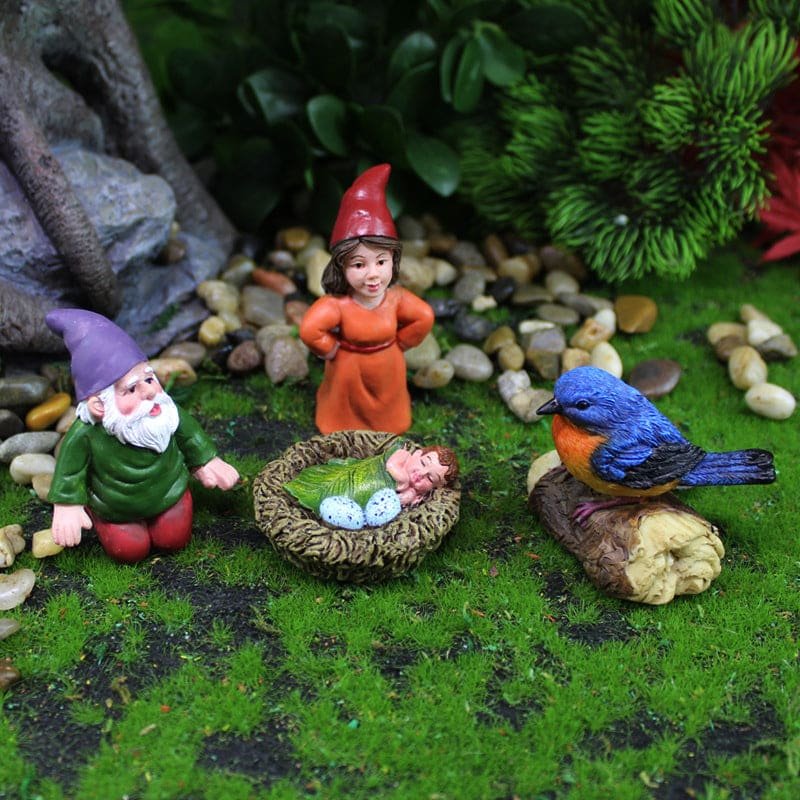 Garden Miniature Landscape Gnome Family Statue