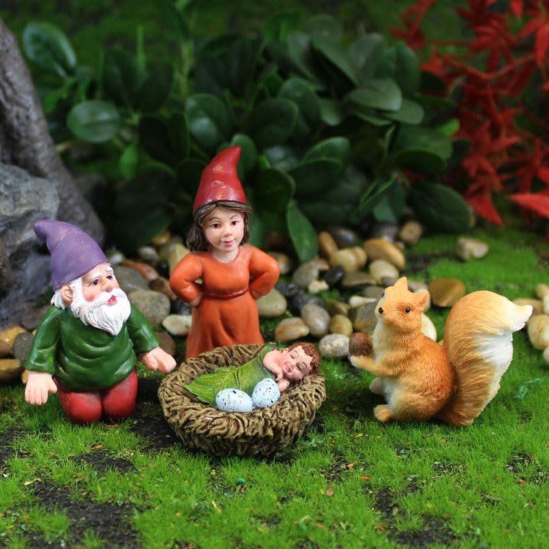 Garden Miniature Landscape Gnome Family Statue