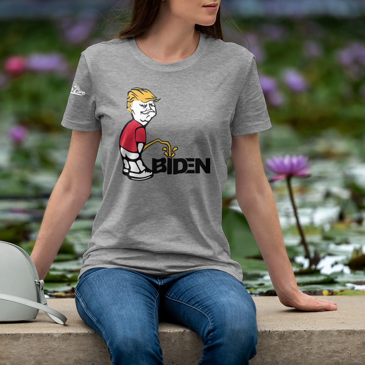 🔥50% OFF 🔥Pee on Biden T-Shirt