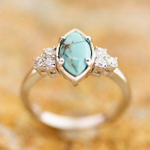 Cut Turquoise Diamond Decoration Set Ring