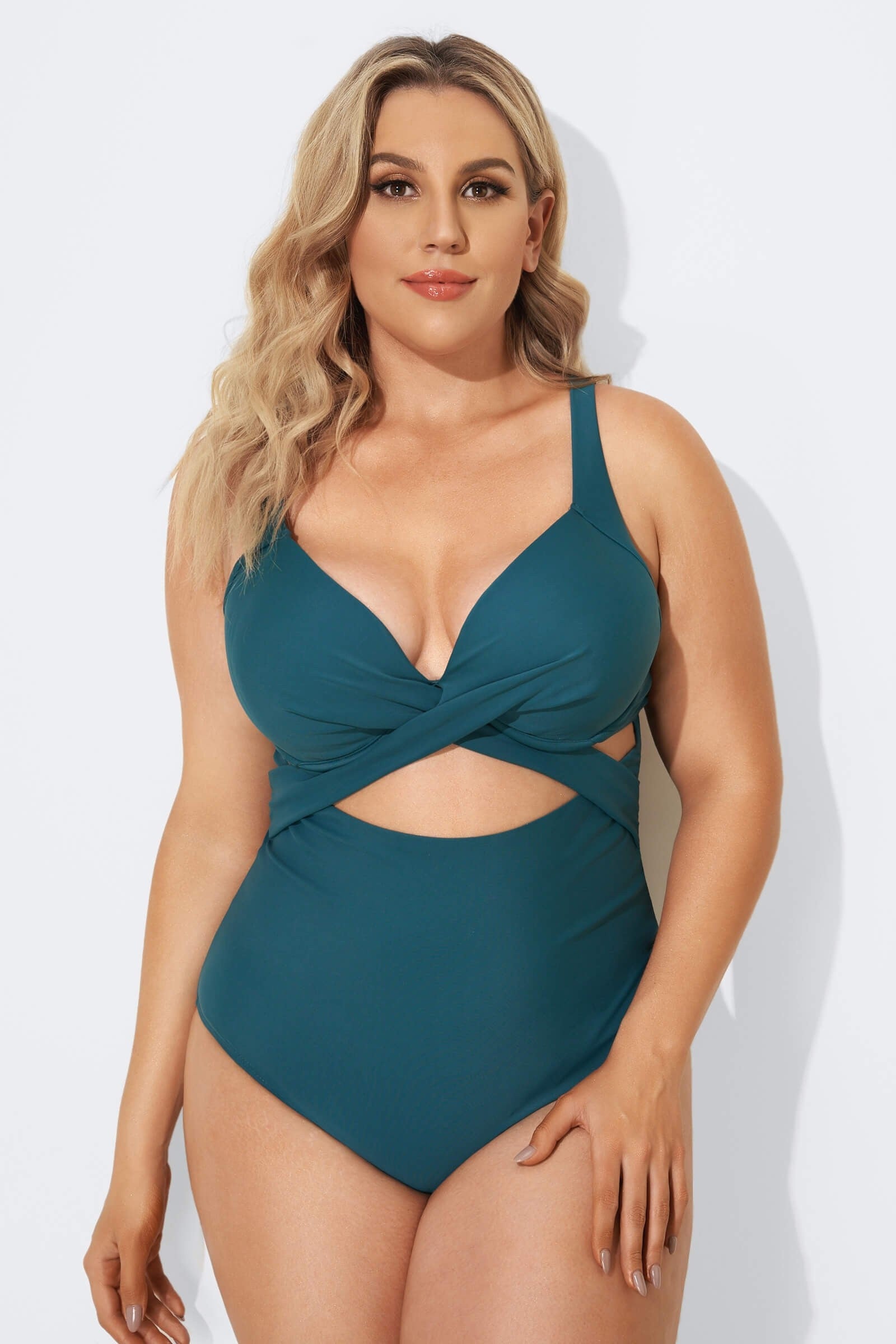 Green Modest Cut-out One Piece Swimsuit For Lady