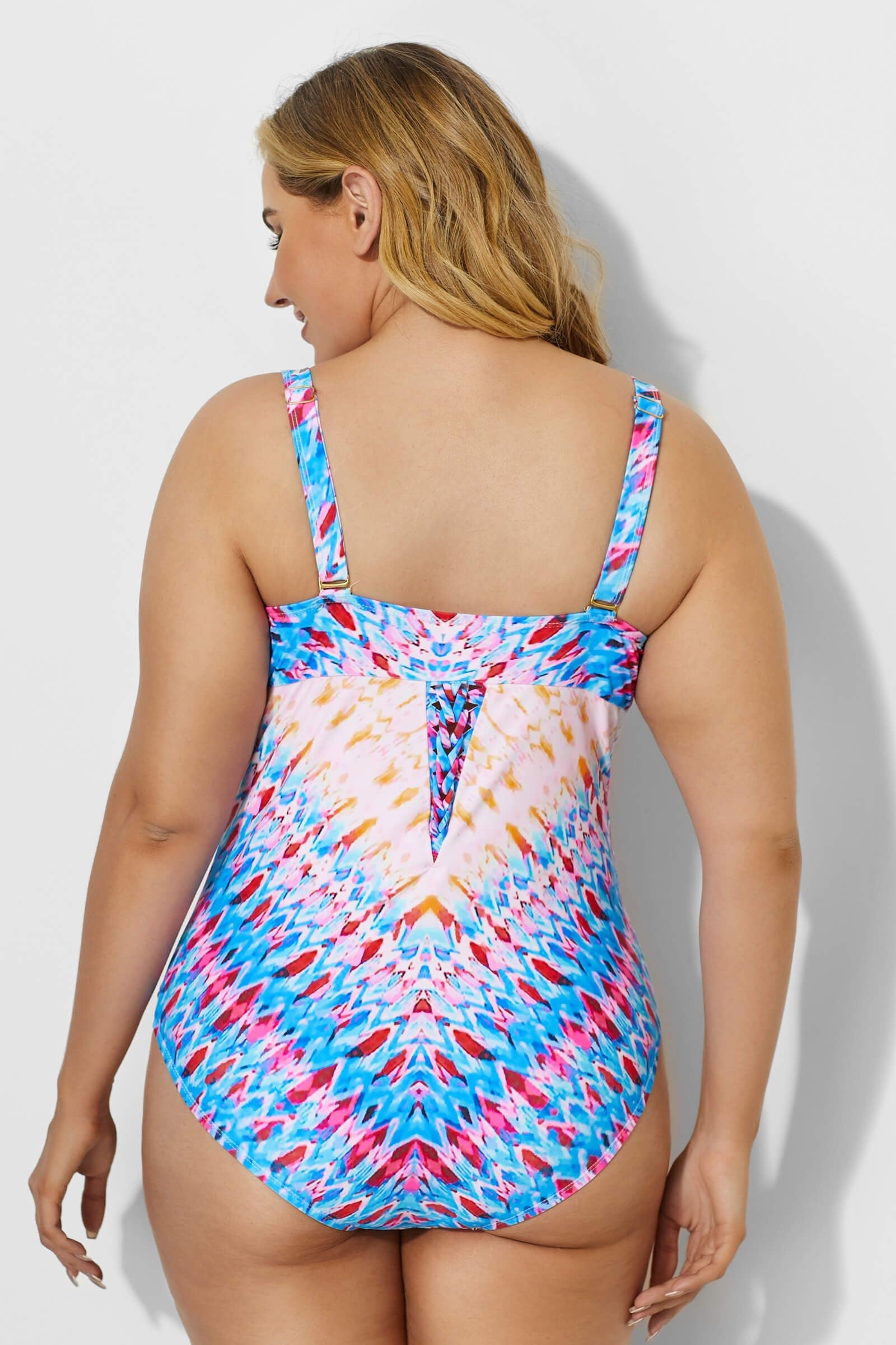 Sweetheart Neckline Macrame Underwire One Piece Swimsuit